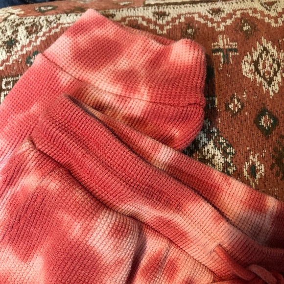 Design Lab Lord & Taylor Pink Tie Dye Waffle Lounge Pants Joggers - Picture 7 of 10